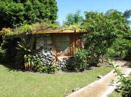 Notre Faré, Vanira Lodge