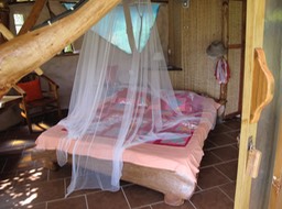 Notre Faré, Vanira Lodge