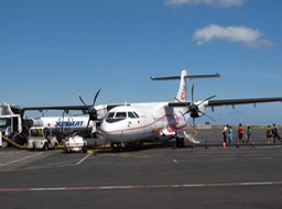 Air Tahiti rubber-band job