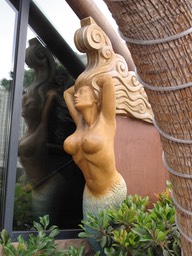 Las Vegas Figurehead